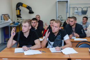 В 2025 году в профориентационных мероприятиях  Учебного центра «Газпром газораспределение Ростов-на-Дону»  приняло участие более 2500 ребят