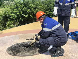  Торжественное техническое обслуживание мемориалов «Вечный огонь» в Городах воинской славы провели специалисты «Газпром газораспределение Ростов-на-Дону» 